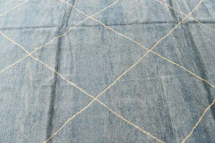 5' 7 x 8' 4 Hand Knotted Moroccan Wool Rug