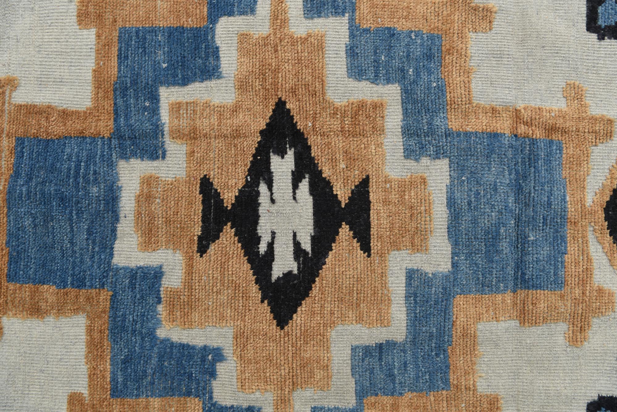7' 6 x 10' 2 Hand Knotted Moroccan Wool Rug
