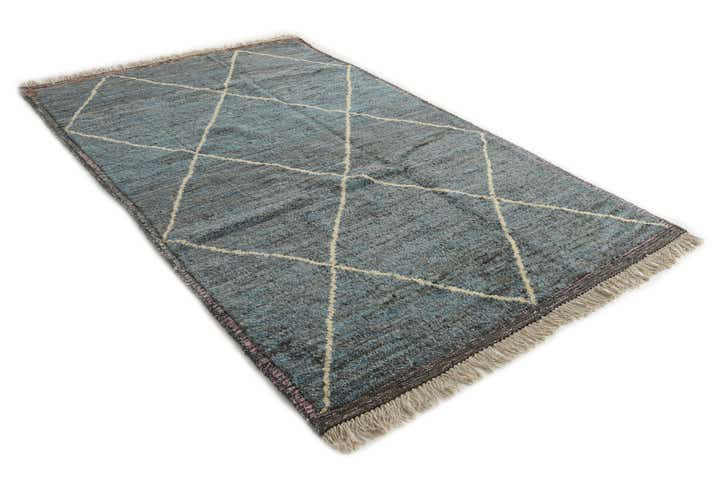 6' x 9' 7 Hand Knotted Moroccan Wool Rug
