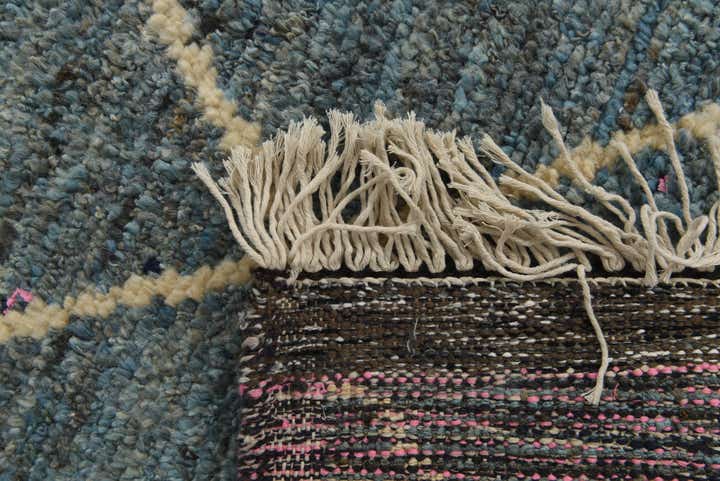 6' x 9' 7 Hand Knotted Moroccan Wool Rug