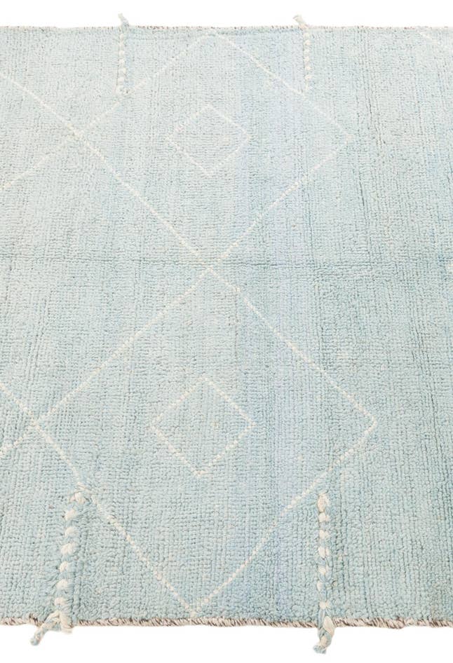 Detail image of 4' 1 x 6' 1 Hand Knotted Moroccan Wool Rug