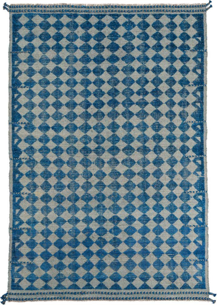 5' 6 x 8' 2 Hand Knotted Moroccan Wool Rug