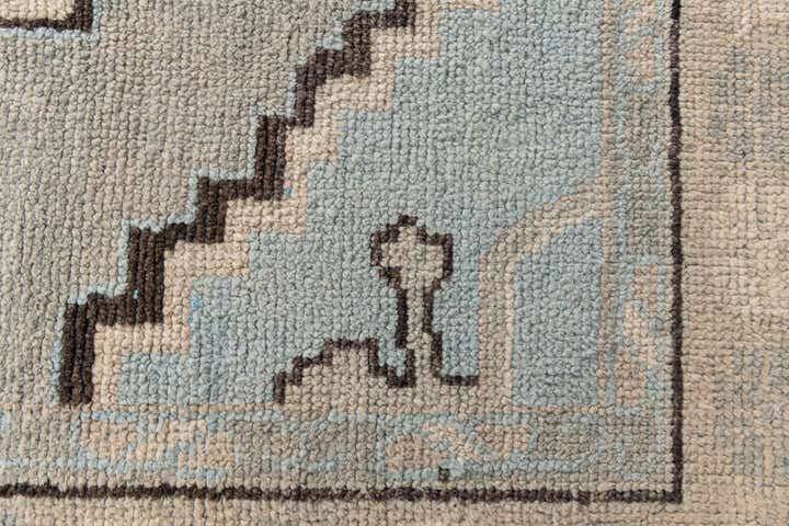 7' 10 x 10' 4 Hand Knotted Moroccan Wool Rug