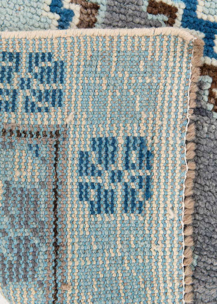 5' 10 x 9' 1 Hand Knotted Moroccan Wool Rug