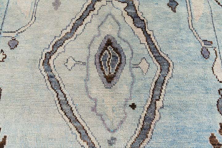 7' 6 x 10' 3 Hand Knotted Moroccan Wool Rug