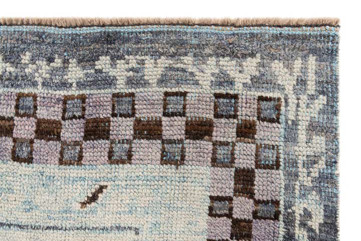 7' 6 x 10' 3 Hand Knotted Moroccan Wool Rug