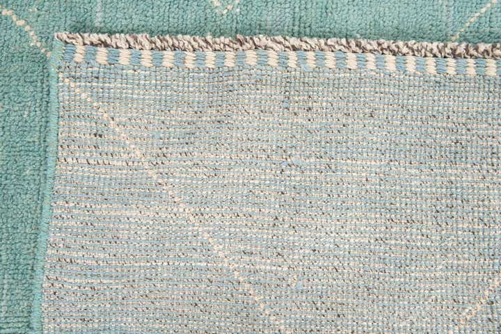 8' 1 x 10' Hand Knotted Moroccan Wool Rug