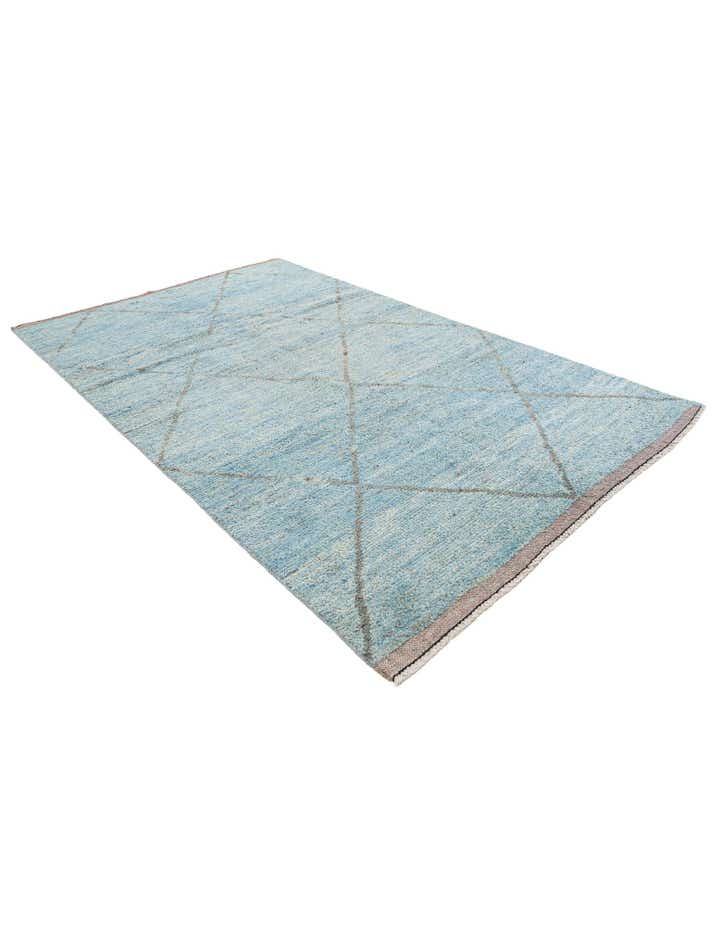 6' x 9' 7 Hand Knotted Moroccan Wool Rug