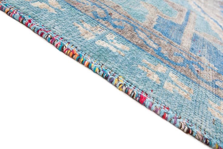 Detail image of 8' x 10' 2 Hand Knotted Moroccan Wool Rug