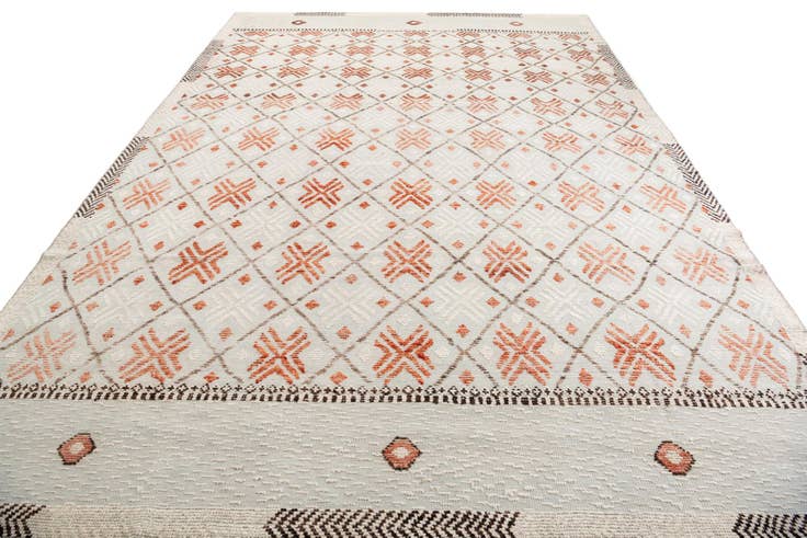 Detail image of 8' 7 x 12' 5 Hand Knotted Moroccan Wool Rug