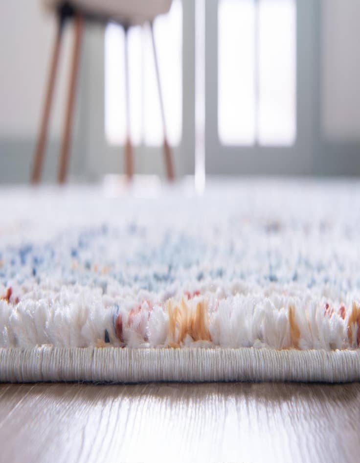 Detail image of 4' x 6' Morocco Rug