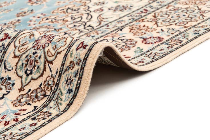 Detail image of 6' 6 x 6' 8 Hand Knotted Nain Rug