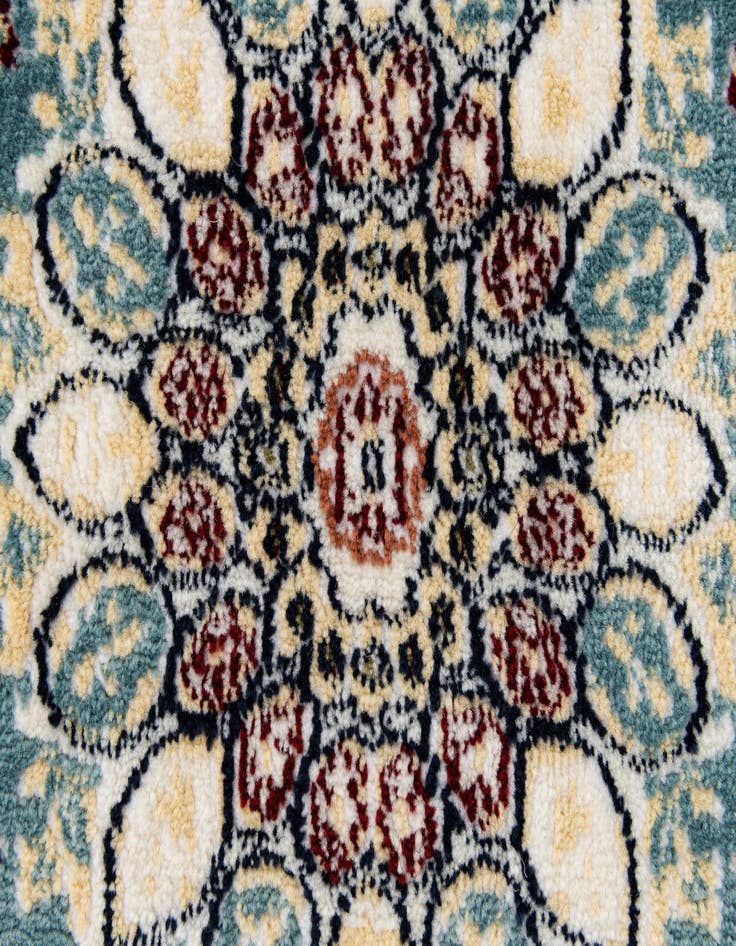 Detail image of 2' 3 x 2' 7 Nain Rug
