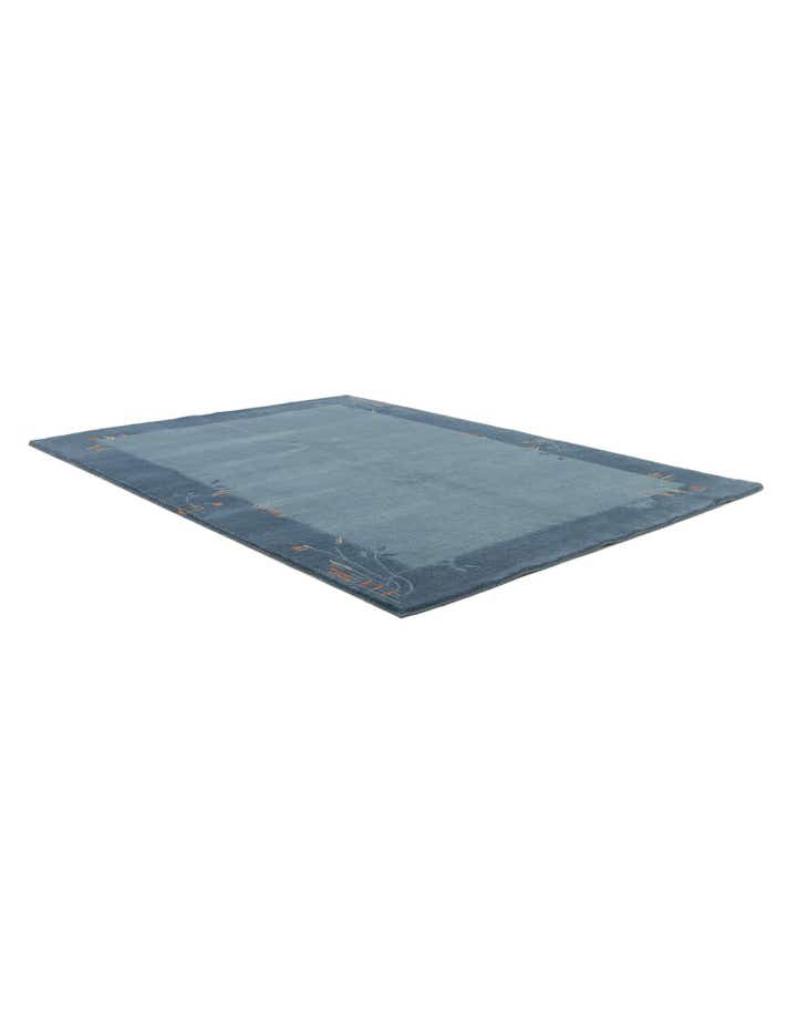 4' 9 x 6' 7 Hand Knotted Nepal Wool Rug