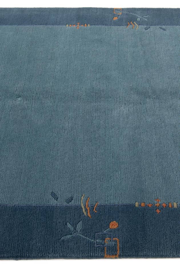 Detail image of 4' 9 x 6' 7 Hand Knotted Nepal Wool Rug
