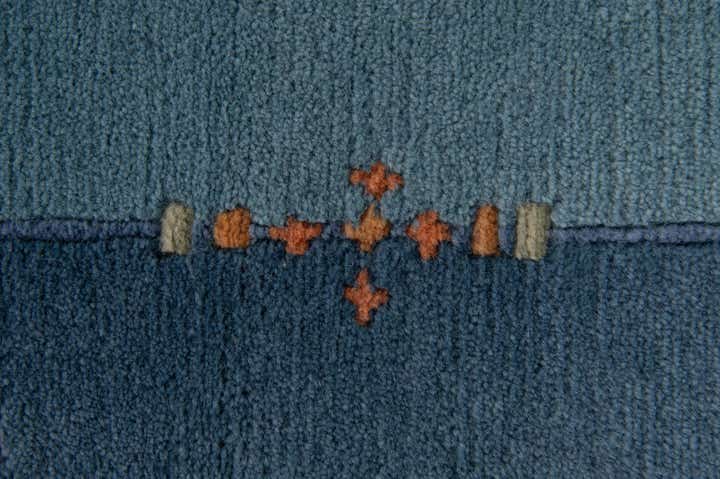 4' 9 x 6' 7 Hand Knotted Nepal Wool Rug