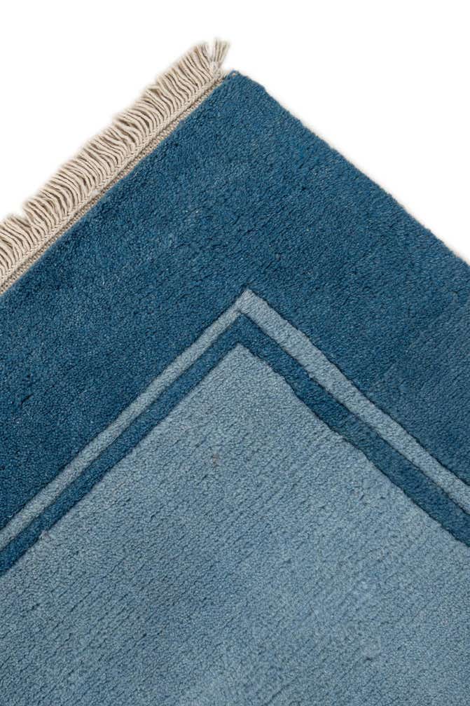 4' 1 x 5' 10 Hand Knotted Nepal Wool Rug