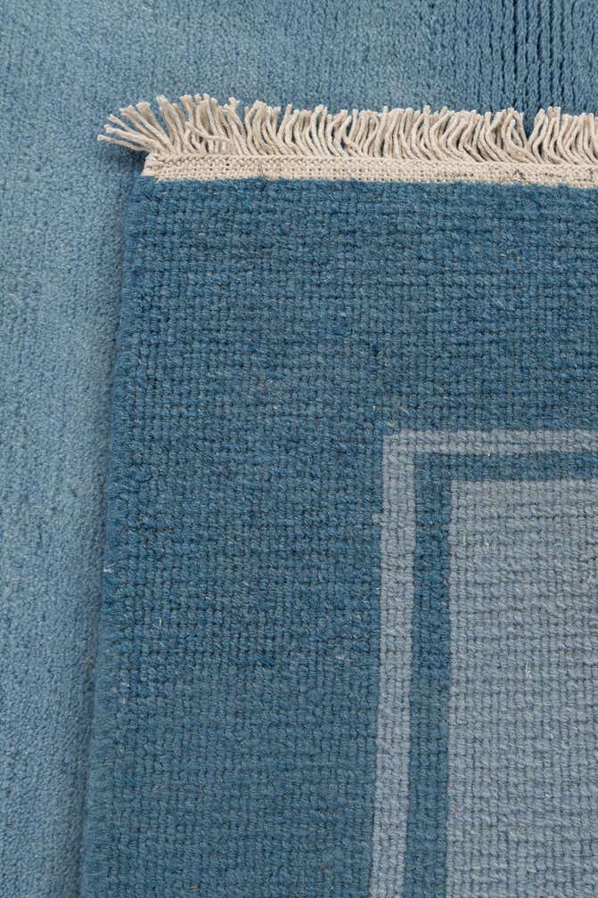 4' 1 x 5' 10 Hand Knotted Nepal Wool Rug