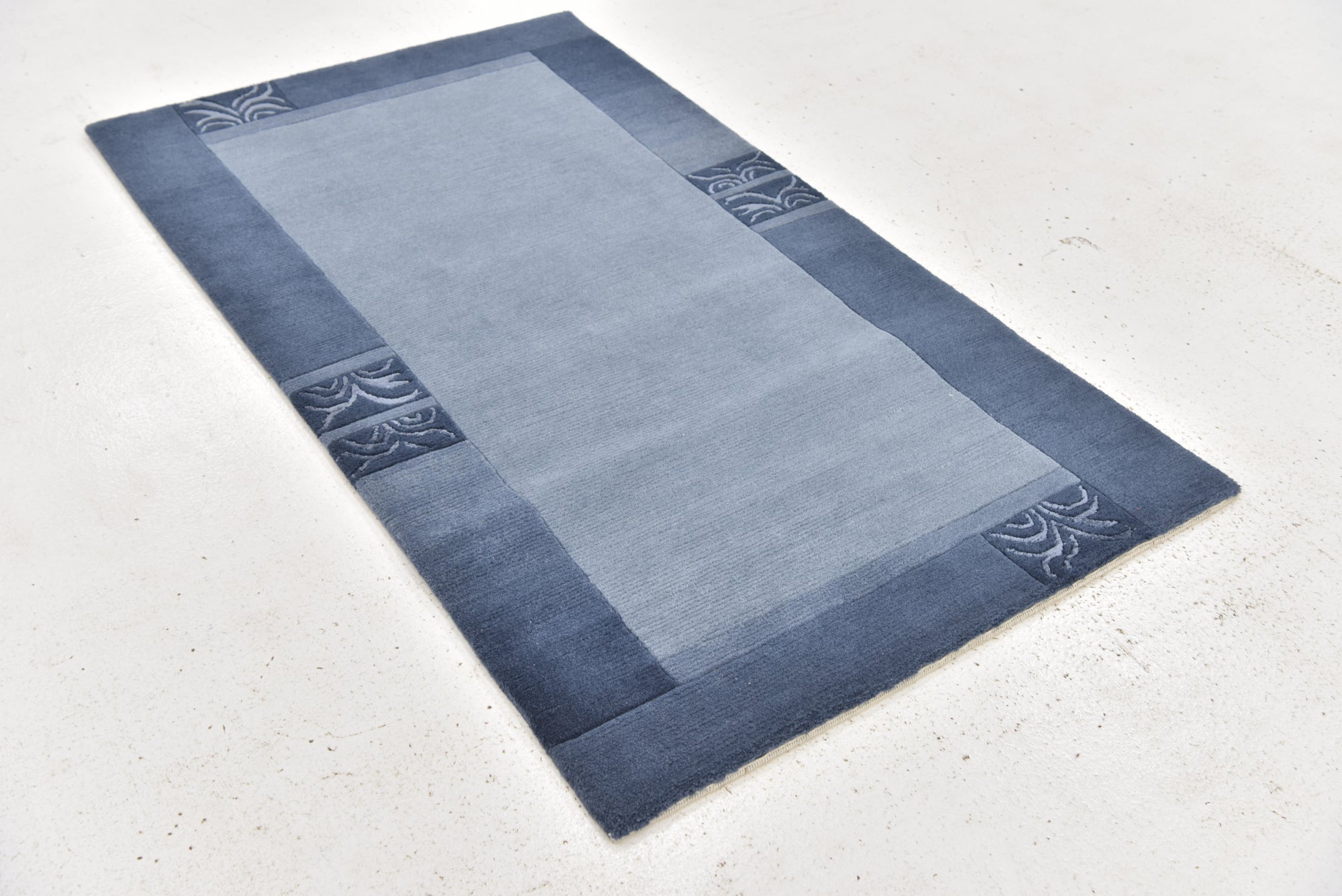 3' x 5' 3 Hand Knotted Nepal Rug