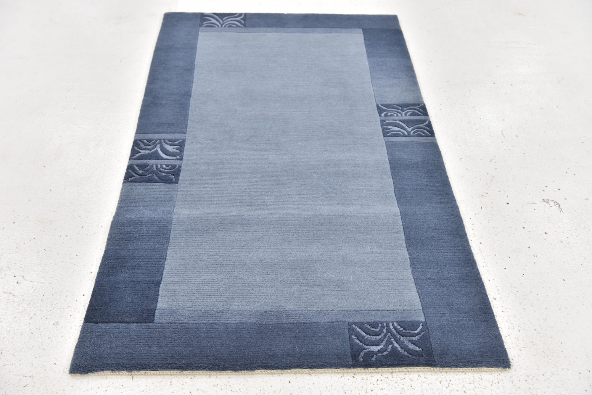 3' x 5' 3 Hand Knotted Nepal Rug