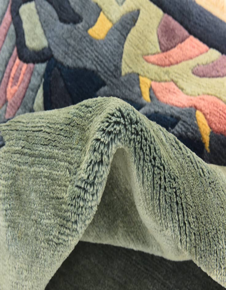 Detail image of 6' 9 x 8' Hand Knotted Nepal Wool Rug