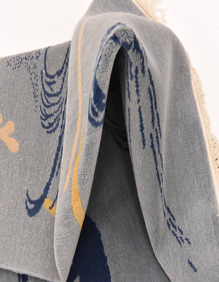 Detail image of 5' 7 x 8' Hand Knotted Nepal Wool Rug