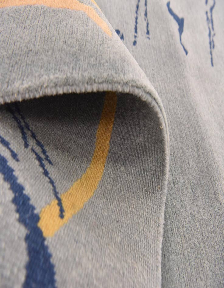 Detail image of 5' 7 x 8' Hand Knotted Nepal Wool Rug