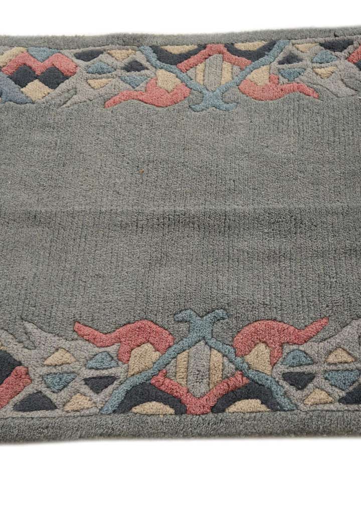 2' 5 x 4' 7 Hand Knotted Nepal Wool Rug