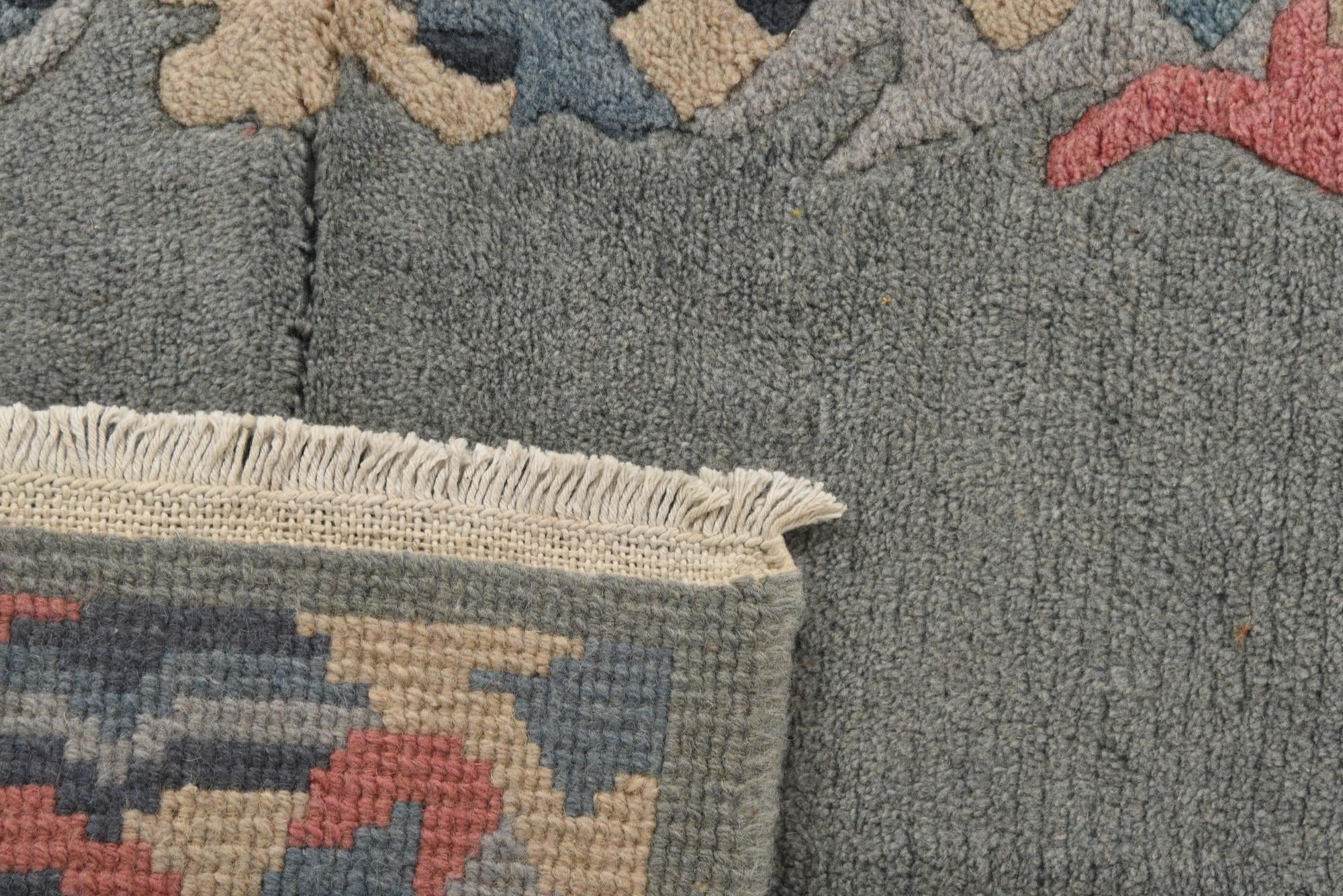 2' 5 x 4' 7 Hand Knotted Nepal Wool Rug