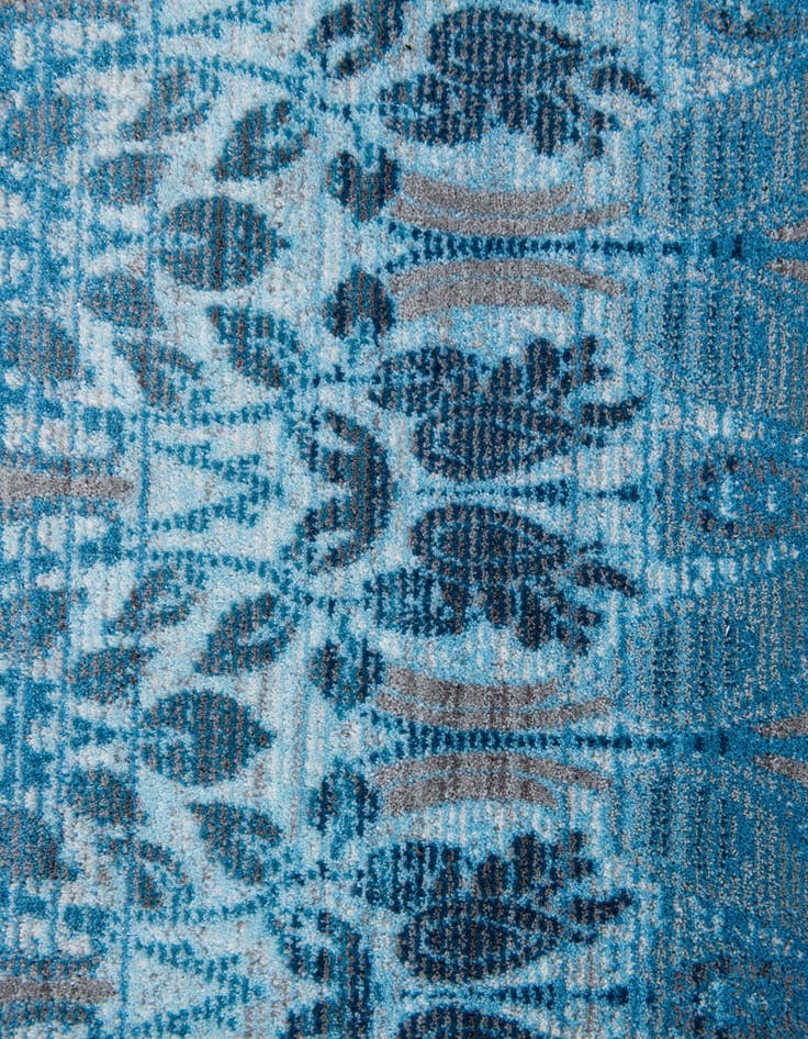 Detail image of 5' 9 x 7' 9 Newport Rug