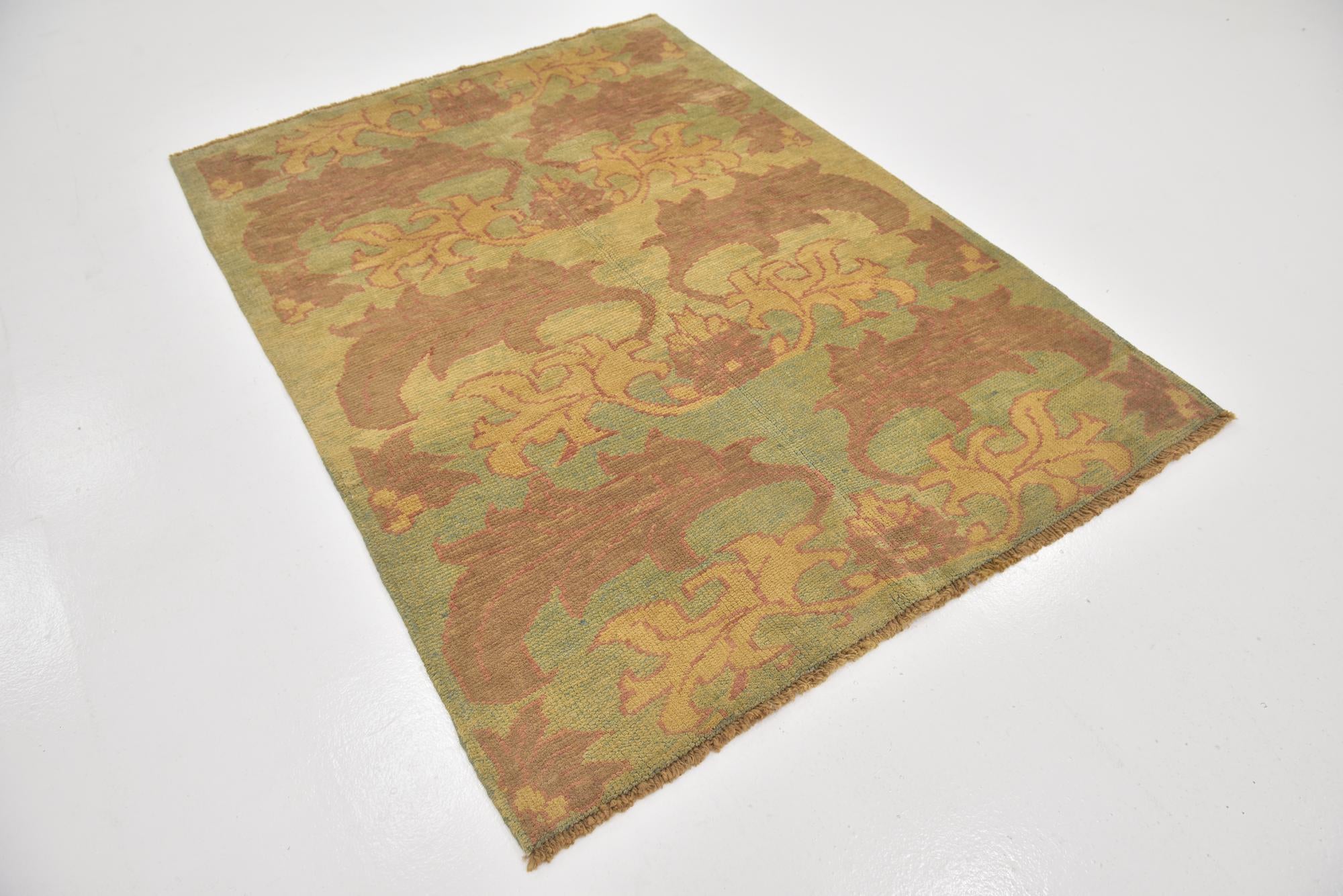 4' 10 x 6' 7 Hand Knotted Oushak Wool Rug