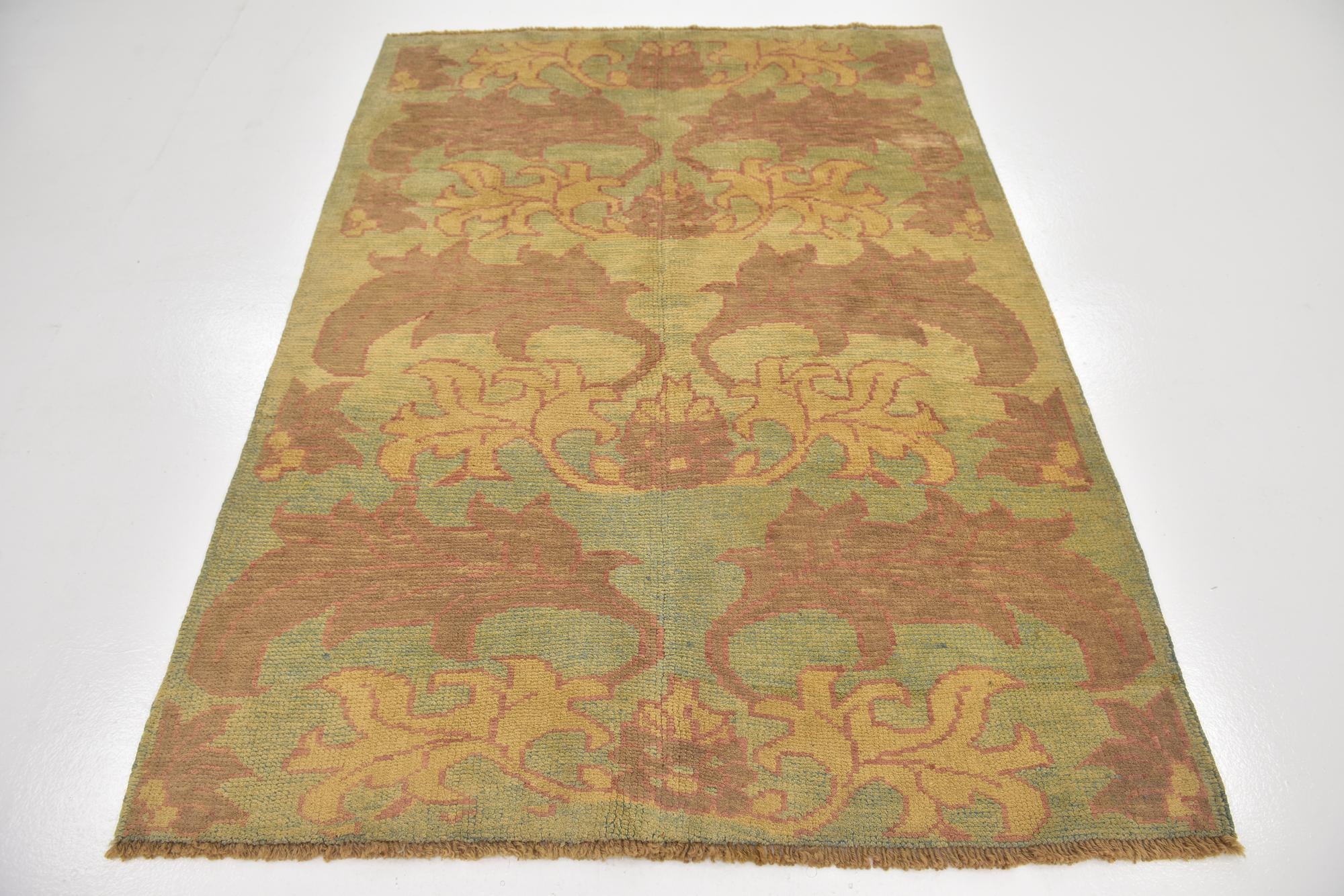 4' 10 x 6' 7 Hand Knotted Oushak Wool Rug