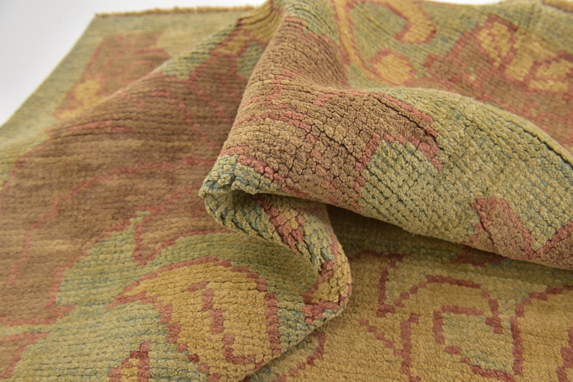 4' 10 x 6' 7 Hand Knotted Oushak Wool Rug
