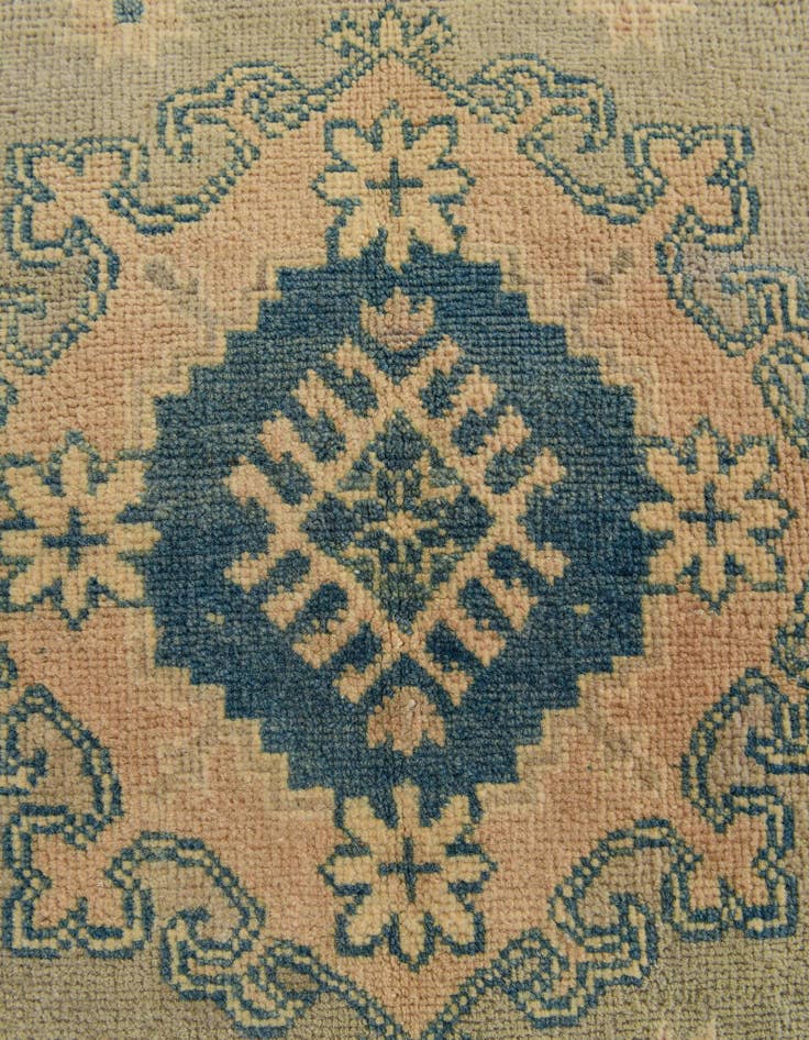 Detail image of 4' 9 x 6' 10 Hand Knotted Oushak Wool Rug