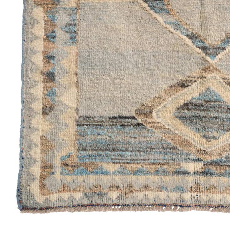 Detail image of 3' 3 x 4' 5 Hand Knotted Oushak Wool Rug