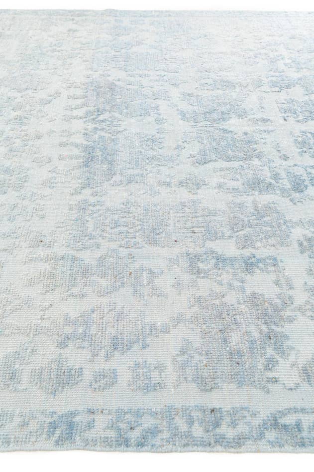 Detail image of 8' 4 x 10' 9 Hand Knotted Oushak Wool Rug