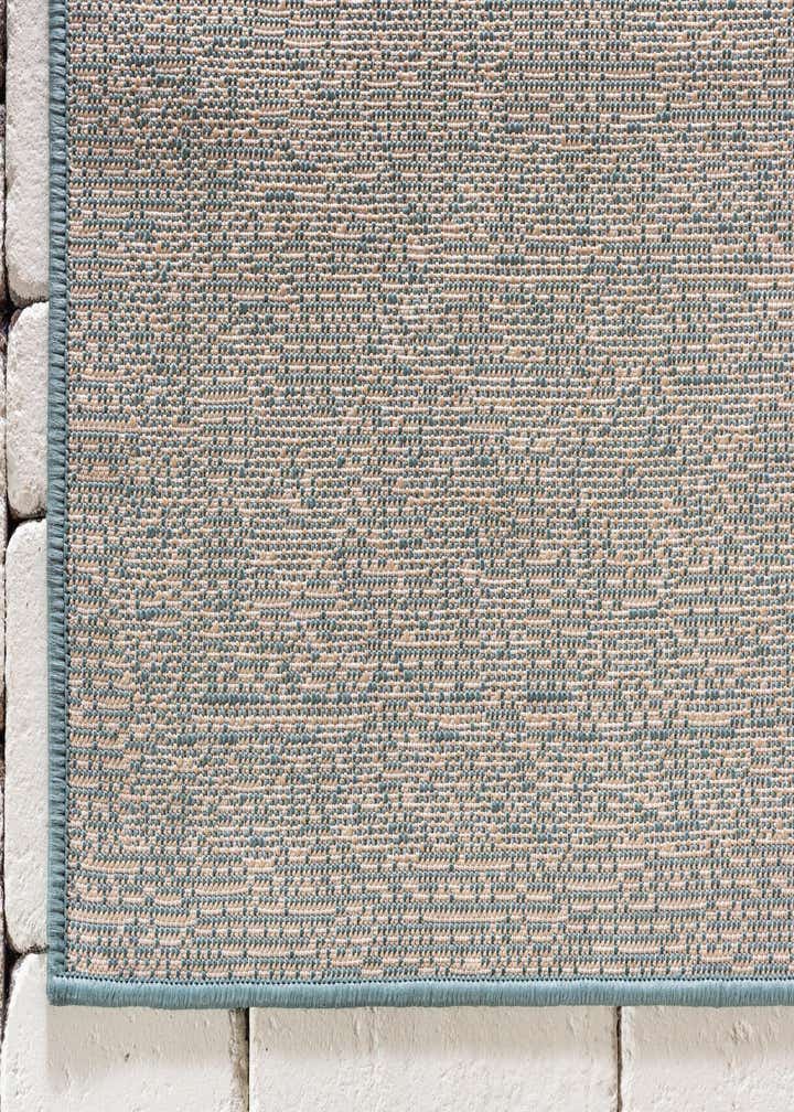 2' x 3' Easy-Clean Botanical Indoor / Outdoor Rug