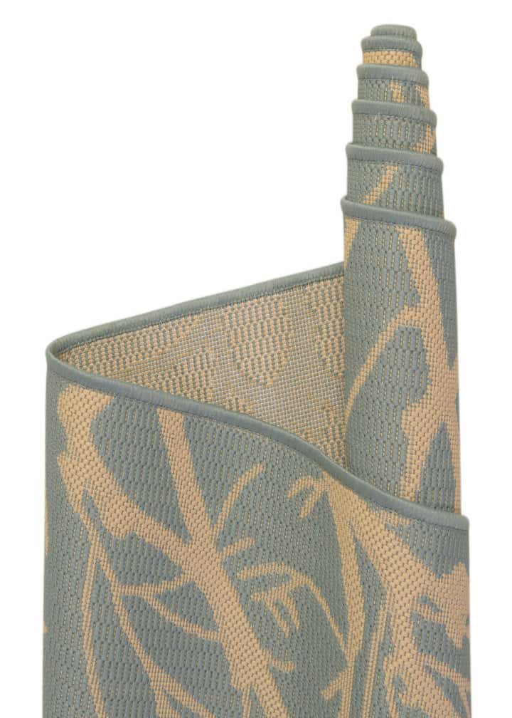 9' x 12' 2 Easy-Clean Botanical Indoor / Outdoor Rug