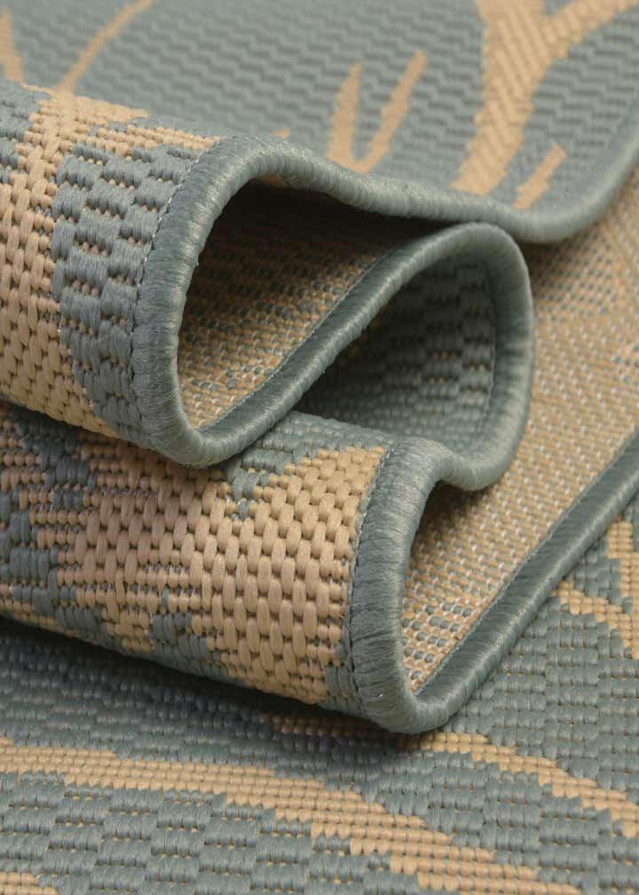 9' x 12' 2 Easy-Clean Botanical Indoor / Outdoor Rug