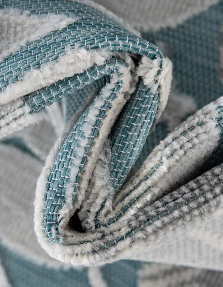 8' 2 x 10' Easy-Clean Botanical Indoor / Outdoor Rug