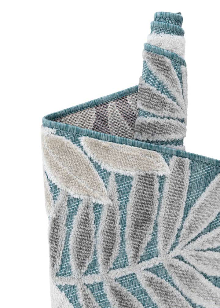 8' 2 x 10' Easy-Clean Botanical Indoor / Outdoor Rug