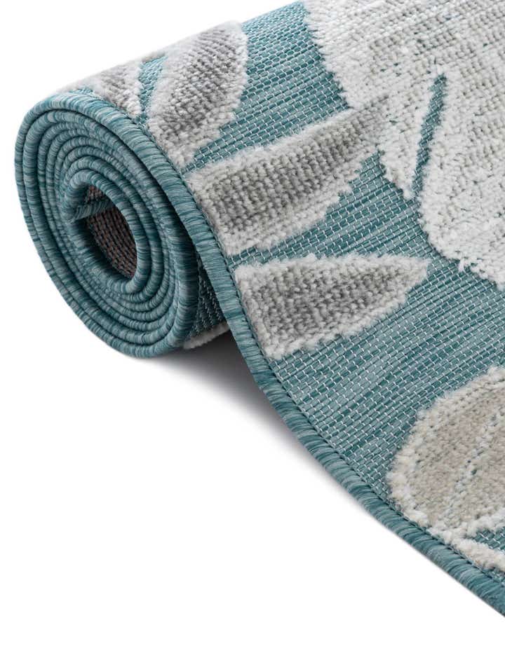 8' 2 x 10' Easy-Clean Botanical Indoor / Outdoor Rug