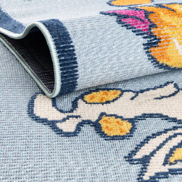 Detail image of 5' 3 x 7' 7 Easy-Clean Indoor / Outdoor Rug