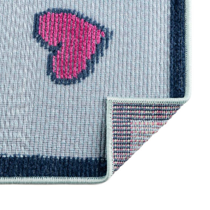 Detail image of 5' 3 x 7' 7 Easy-Clean Indoor / Outdoor Rug