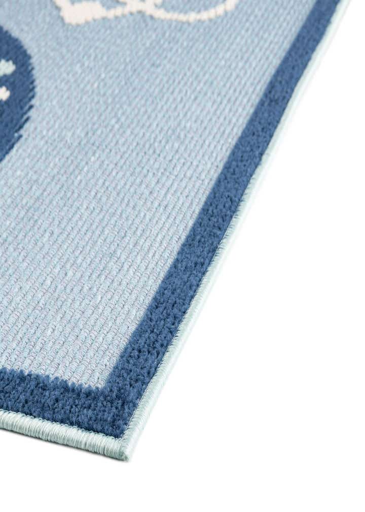5' 3 x 7' 7 Easy-Clean Indoor / Outdoor Rug