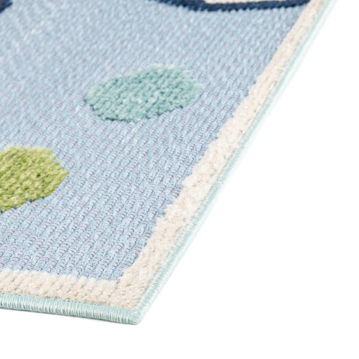Detail image of 5' 3 x 7' 7 Easy-Clean Indoor / Outdoor Rug