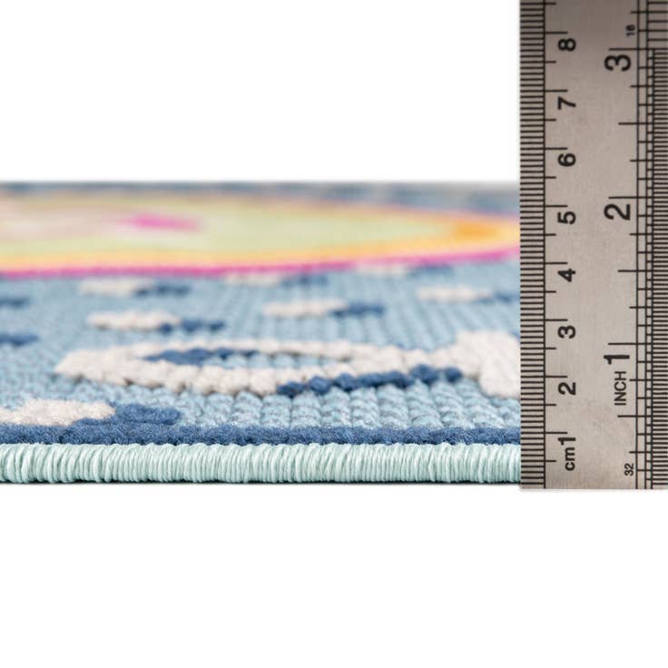 Detail image of 5' 3 x 7' 7 Easy-Clean Indoor / Outdoor Rug