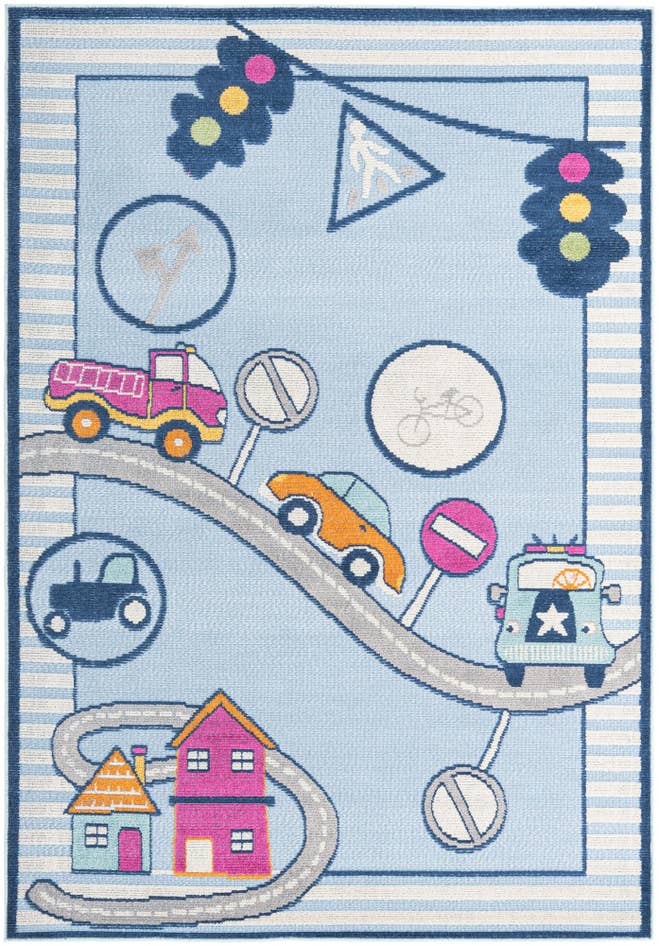 Detail image of 5' 3 x 7' 7 Easy-Clean Indoor / Outdoor Rug