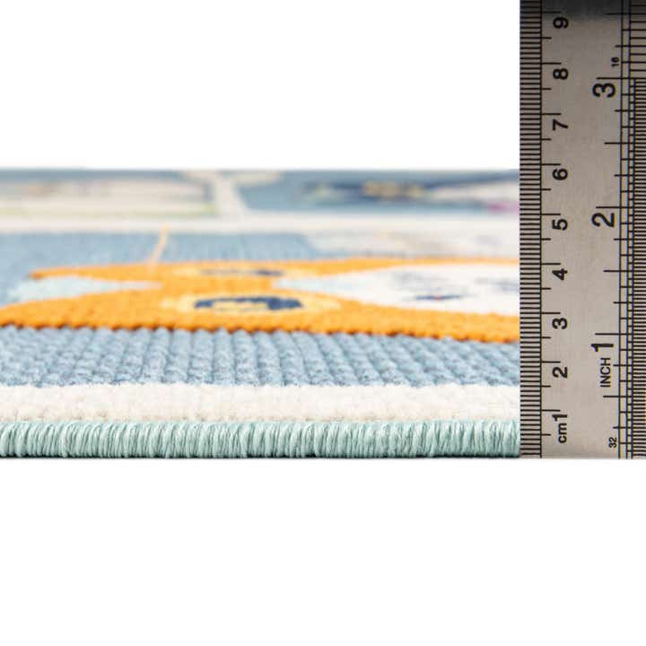 5' 3 x 7' 7 Easy-Clean Indoor / Outdoor Rug