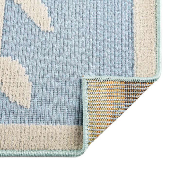 5' 3 x 7' 7 Easy-Clean Indoor / Outdoor Rug